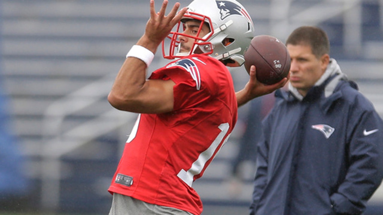 Bills' Ryan trolls as Patriots explore quarterback options